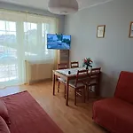 Studio Krynica - Salon, Lazienka, Aneks Kuchenny I Darmowy Parking * Krynica Morska