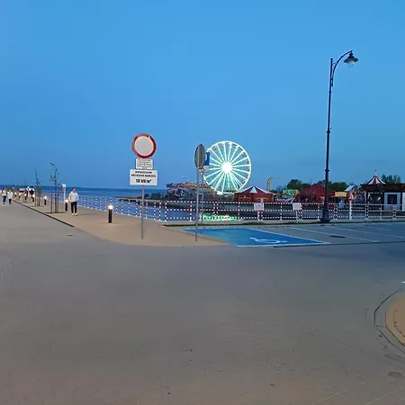Studio Krynica - Salon, Lazienka, Aneks Kuchenny I Darmowy Parking Apartman Krynica Morska